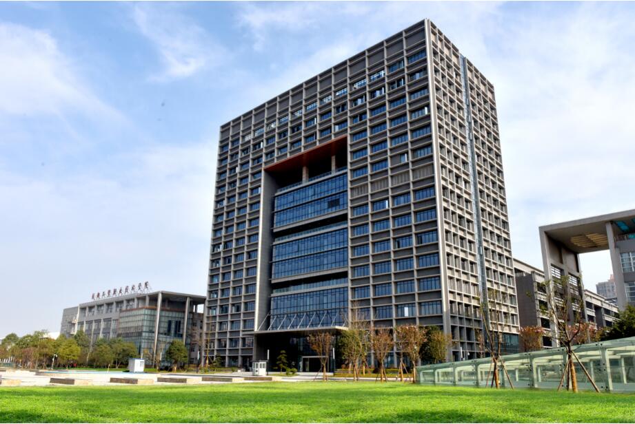 成都市技师学院